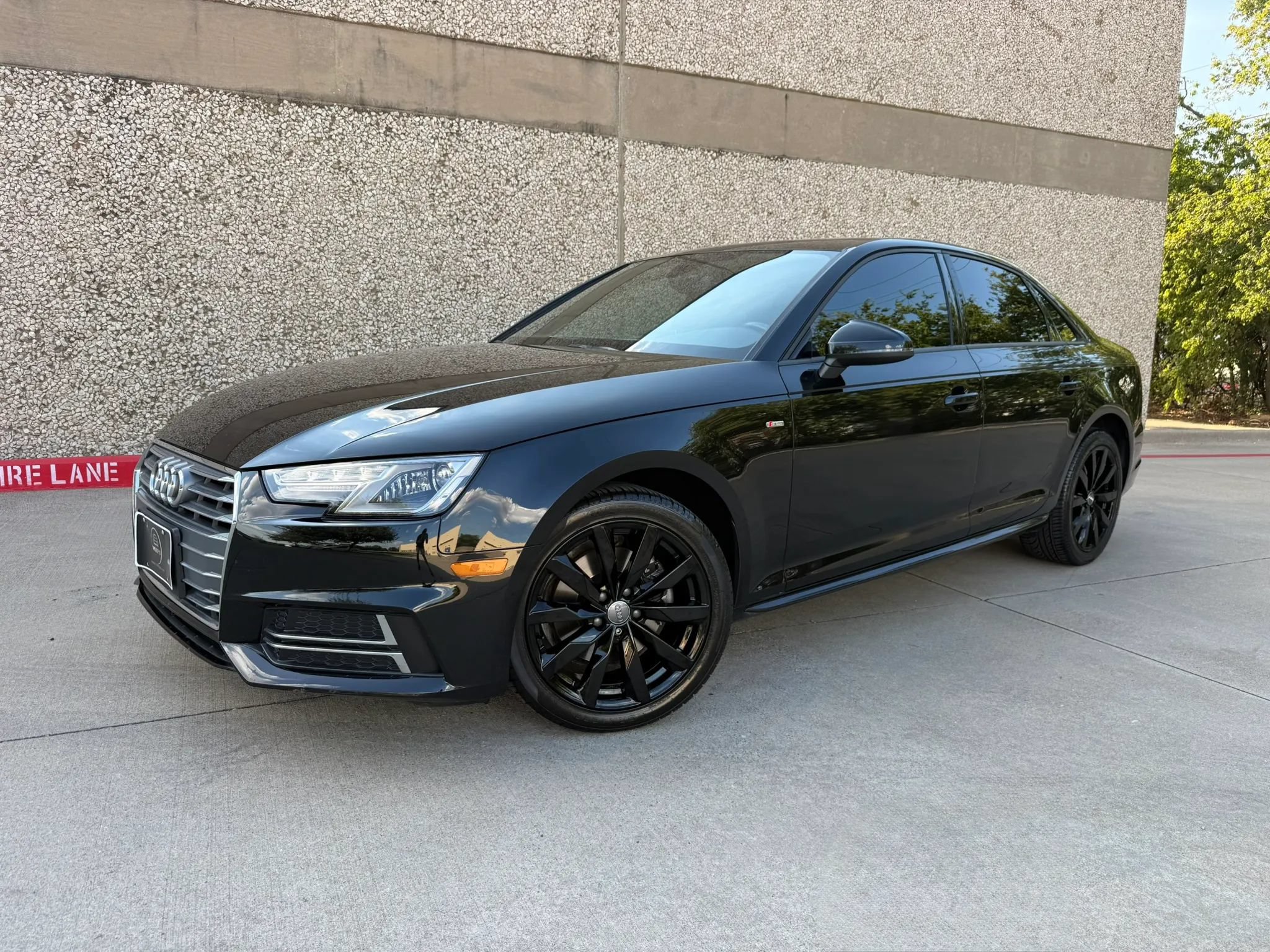 Used 2018 Audi A4 2.0T Ultra Premium w/ 18" Wheel Package FWD image 2
