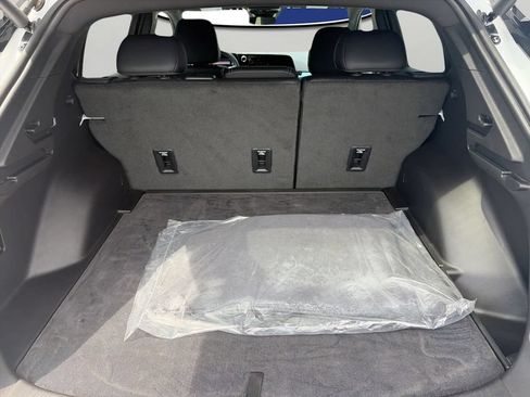 Used 2024 Chevrolet Equinox EV LT w/ LPO, Trailering Package FWD image 7