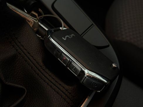 Used 2025 Kia Soul LX w/ LX Technology Package image 21