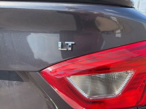 Used 2016 Chevrolet Cruze LT w/ Convenience Package image 9