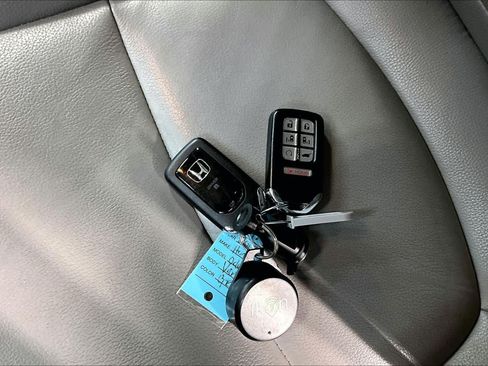 Used 2018 Honda Odyssey EX-L image 14