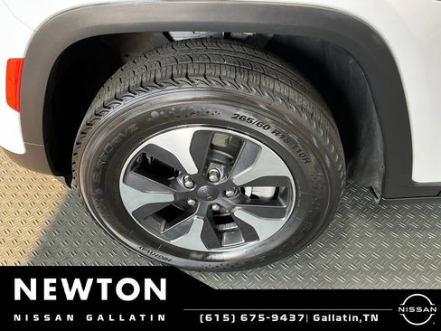 Used 2024 Jeep Grand Cherokee Limited 4xe AWD/4WD image 59