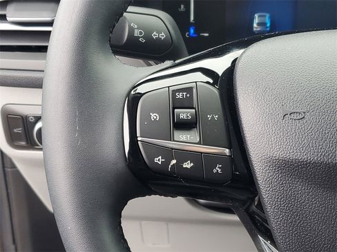 Used 2023 Ford Escape Active image 12