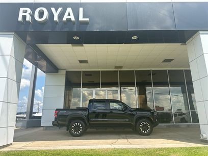 Used 2023 Nissan Frontier PRO-4X w/ Pro Convenience Package