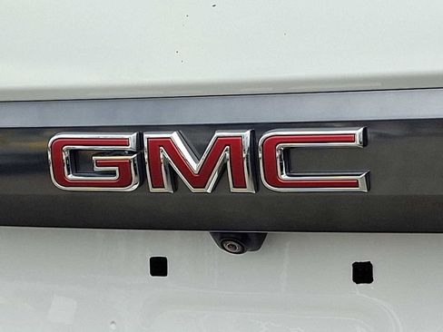Used 2022 GMC Yukon AT4 image 33