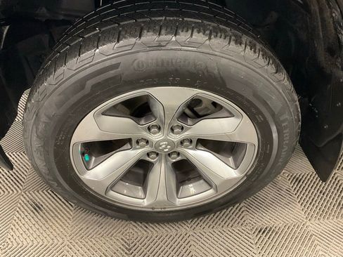 Used 2019 RAM 1500 Limited image 14