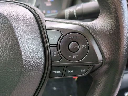 Used 2022 Toyota Corolla LE image 23