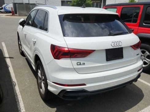 Used 2021 Audi Q3 2.0T Premium AWD/4WD image 4