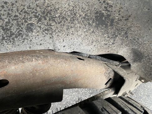 Used 2003 HUMMER H2 w/ Preferred Equipment Group image 40