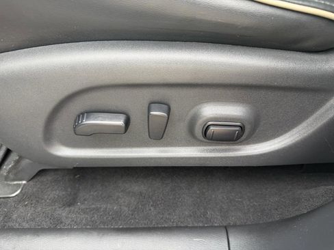 Used 2019 INFINITI QX60 Luxe w/ Sensory Package image 17