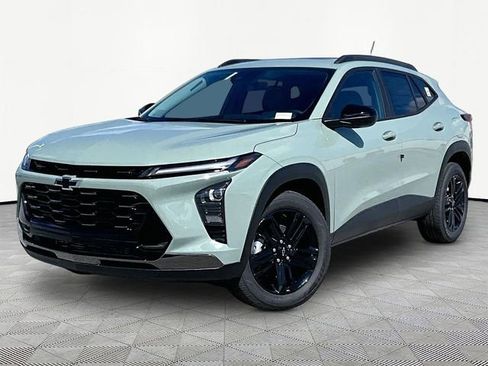 New 2026 Chevrolet Trax ACTIV w/ Sunroof Package image 3
