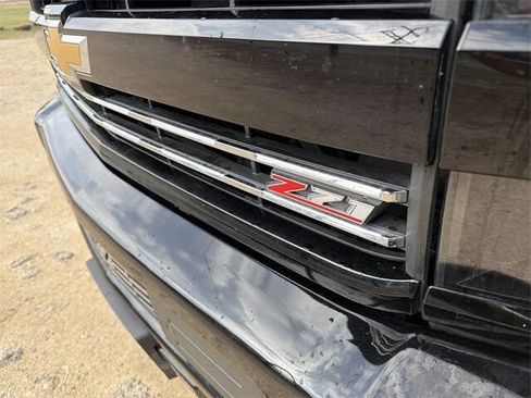 Used 2018 Chevrolet Silverado 3500 LTZ w/ Duramax Plus Package image 30