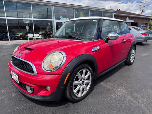 Used 2011 MINI Cooper S FWD image 1