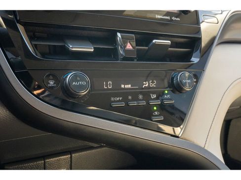 Used 2024 Toyota Camry XSE image 22