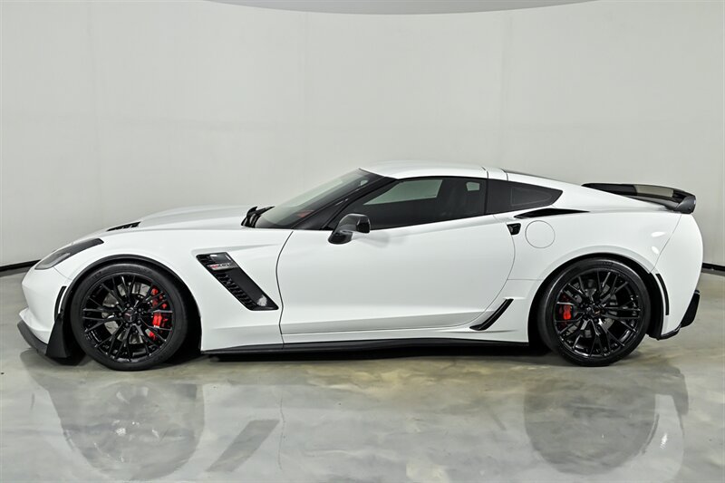 Used 2019 Chevrolet Corvette Z06 RWD image 6