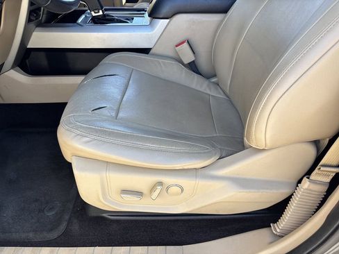 Used 2016 Ford F150 Lariat AWD/4WD image 19