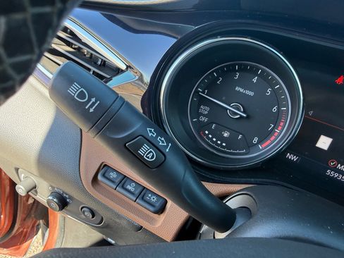 Used 2021 Buick Encore GX Essence w/ Advanced Technology Package image 13