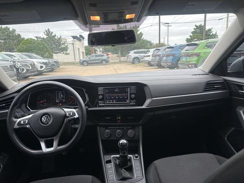 Used 2020 Volkswagen Jetta S w/ Driver Assistance Package FWD image 18