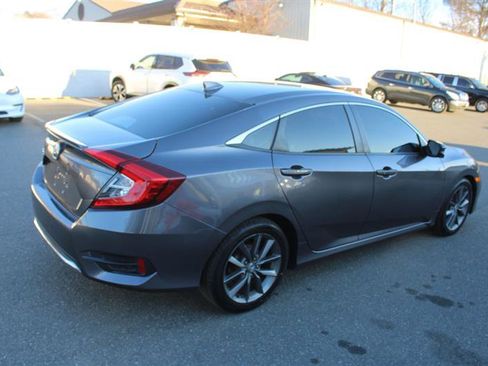 Used 2019 Honda Civic EX image 6