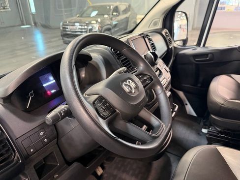 Used 2025 RAM ProMaster 2500 w/ Convenience Group FWD image 11