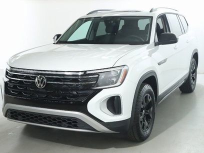 Used 2025 Volkswagen Atlas Peak Edition SE