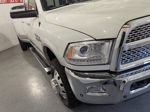 Used 2017 RAM 3500 Laramie image 36
