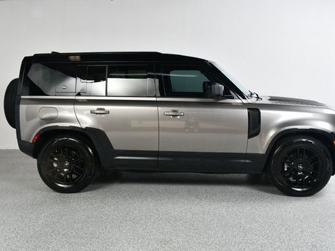 Used 2024 Land Rover Defender 110 S AWD/4WD image 3