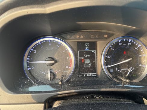 Used 2016 Toyota Highlander Limited image 9