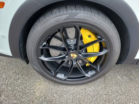 Certified 2024 Porsche Cayenne Turbo GT AWD/4WD image 12
