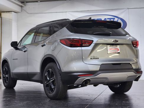 Used 2023 Chevrolet Blazer LT w/ Convenience Package image 9