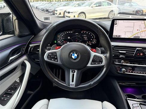 Certified 2022 BMW M5 w/ Executive Package image 14