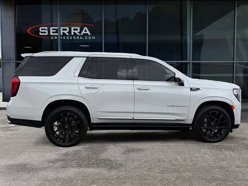 Used 2023 GMC Yukon Denali AWD/4WD image 6