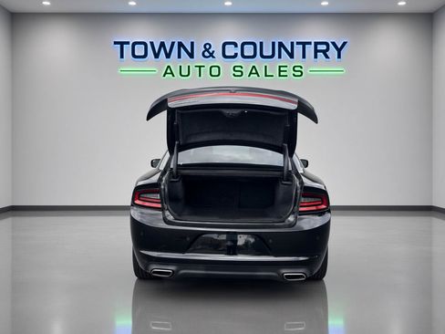 Used 2023 Dodge Charger SXT RWD image 5