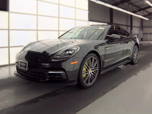 Used 2018 Porsche Panamera 4 AWD/4WD image 1