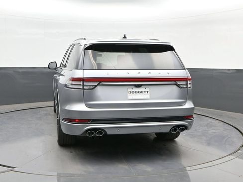 Used 2024 Lincoln Aviator Reserve w/ Equipment Group 201A RWD image 8