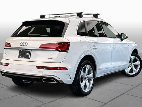 Certified 2025 Audi Q5 2.0T Premium Plus w/ Premium Plus Package image 12