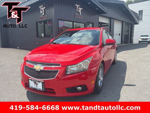 Used 2014 Chevrolet Cruze LT FWD image 1