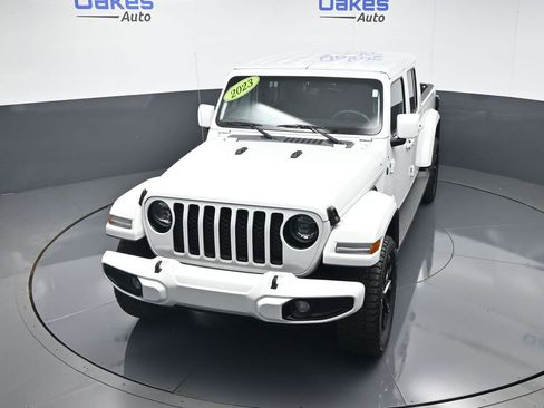Used 2023 Jeep Gladiator Overland image 48