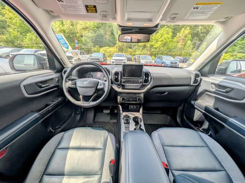 Used 2023 Ford Bronco Sport Outer Banks w/ Tech Package AWD/4WD image 8