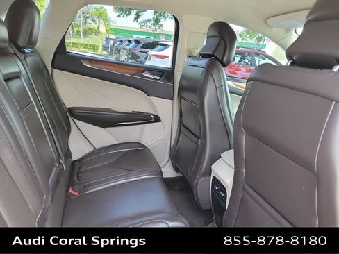 Used 2018 Lincoln MKC Select w/ Select Plus Package FWD image 13