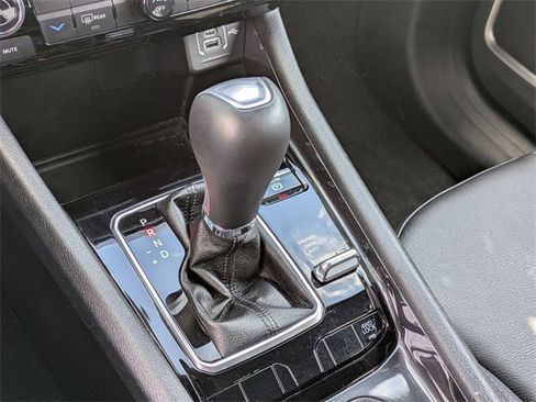 Used 2024 Jeep Compass Latitude image 19