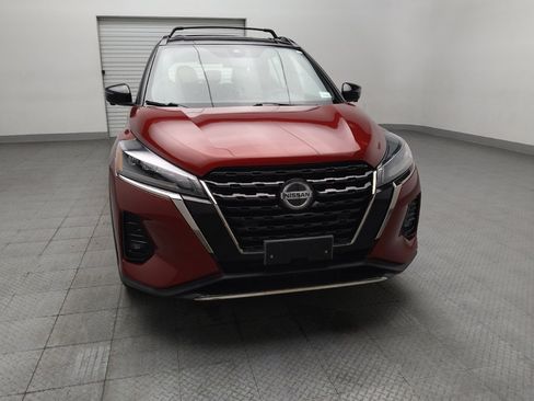 Used 2021 Nissan Kicks SR w/ SR Premium Package FWD image 14