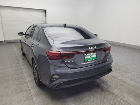 Used 2022 Kia Forte LXS w/ LXS Technology Package FWD image 5