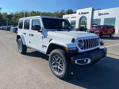 New 2025 Jeep Wrangler Unlimited Sahara w/ Safety Group
