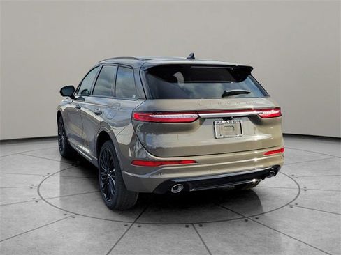 New 2026 Lincoln Corsair Premiere image 7