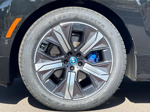Used 2024 BMW iX M60 AWD/4WD image 39
