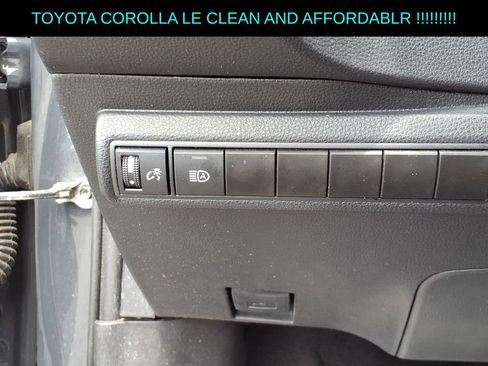 Used 2024 Toyota Corolla LE FWD image 13