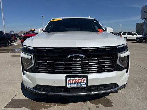 Used 2025 Chevrolet Tahoe High Country AWD/4WD image 27