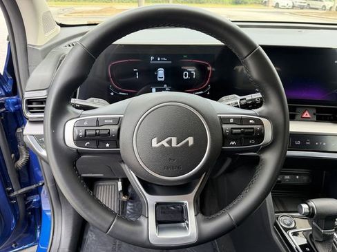 Used 2023 Kia Sportage EX FWD image 15