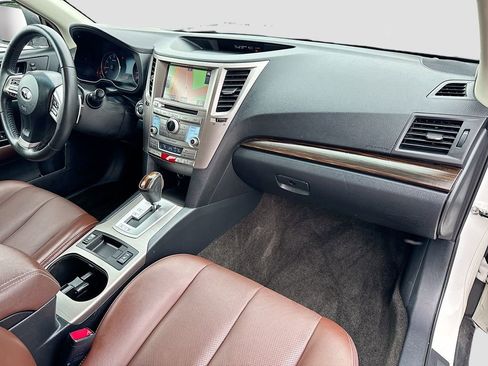 Used 2014 Subaru Outback 2.5i Limited AWD/4WD image 38